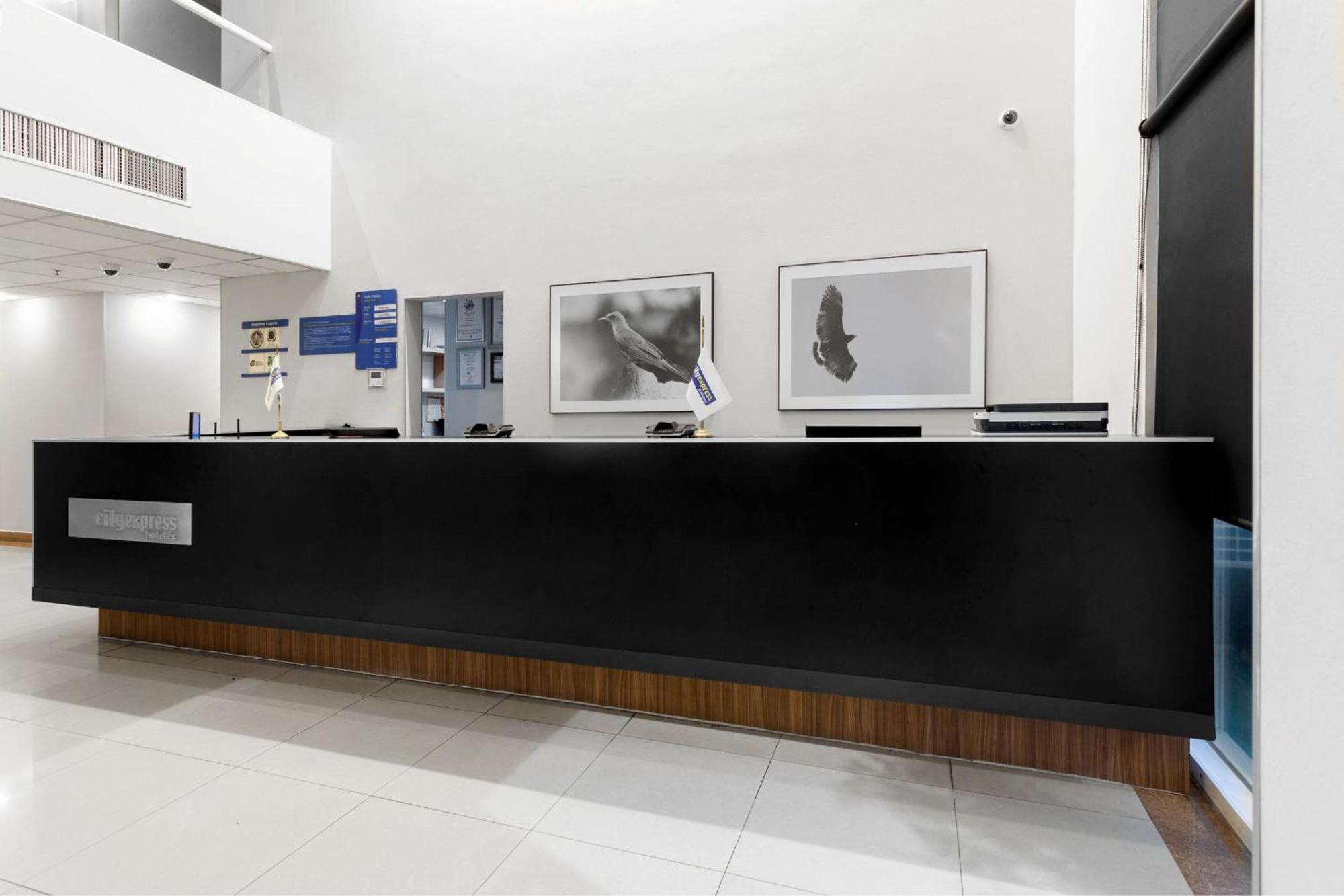 City Express By Marriott Celaya Parque Exterior foto