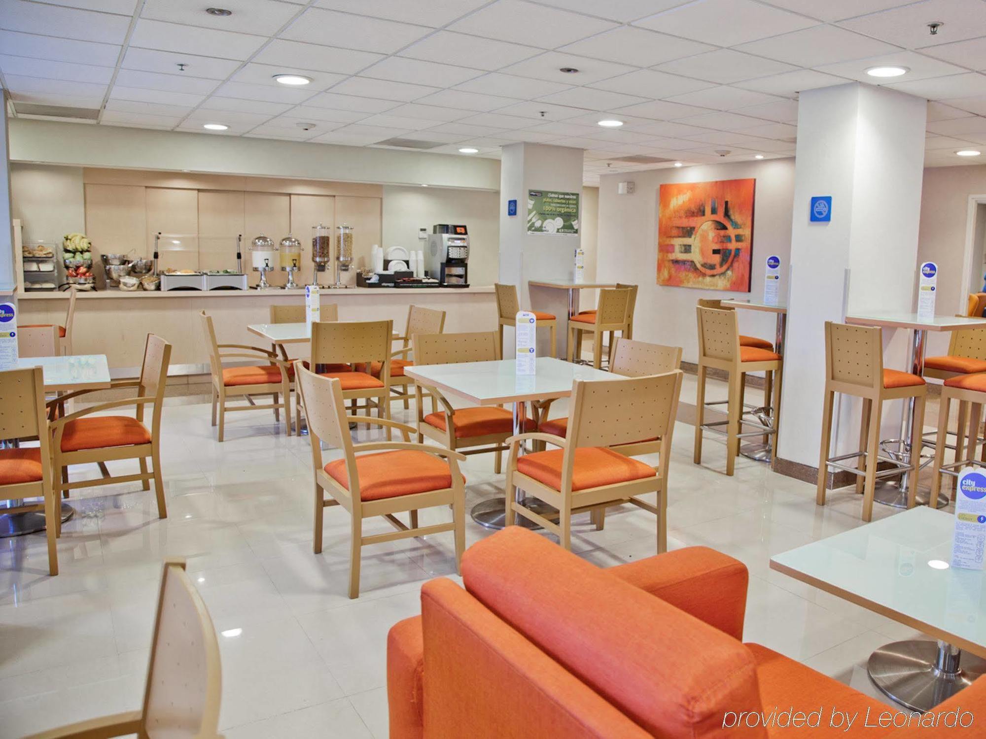 City Express By Marriott Celaya Parque Exterior foto
